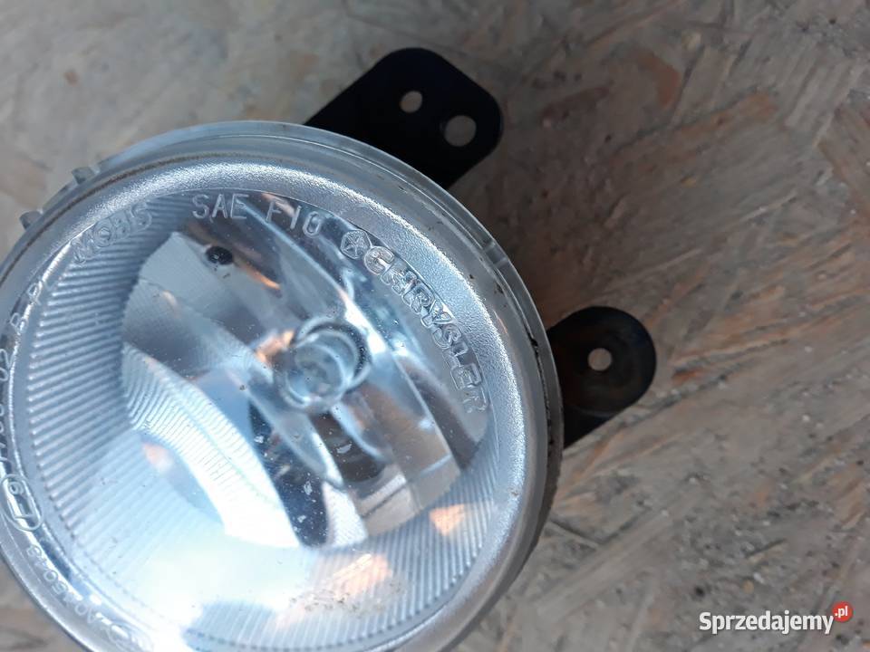 CHRYSLER 300C HALOGEN LEWY PRAWY PRZÓD ZDERZAKA Międzychód