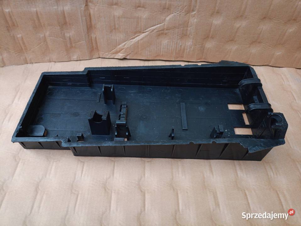 Iveco Daily półka schowek skrzynka na klucze dostawcze