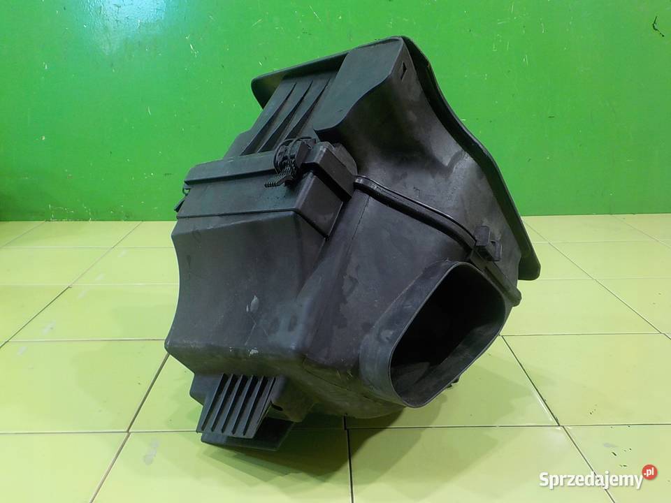 BMW Z4 E85 25 B 04r CABRIO 2D obudowa filtra Suków