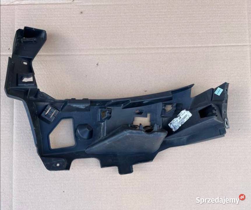 TOYOTA PROACE II 16 ŚLIZG ZDERZAKA LAMPY PRAWY osobowe wielkopolskie Międzychód