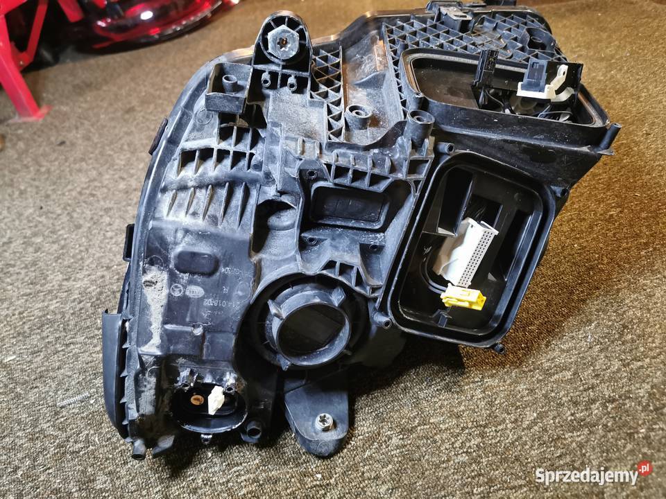Reflektor C Klasa W205 Facelift Multibeam LED osobowe Pielgrzymka