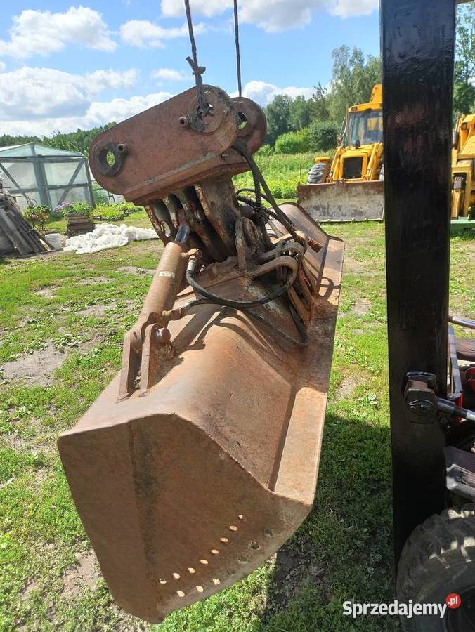 Łyżka skarpowa uchylana hydraulicznie 200 Chełm