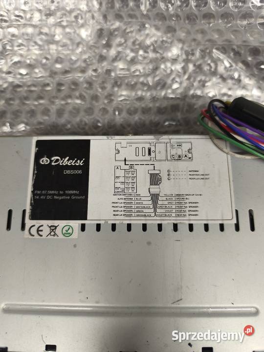 Radio samochodowe USB Karta SD AUX stan ISO Dębica sprzedam