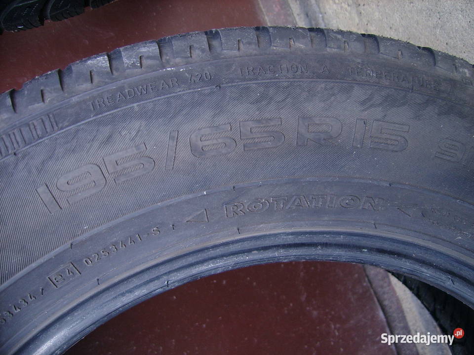 2 x opony zimowe Nokian WR D3 19565 R15 91 T MS mazowieckie Radom