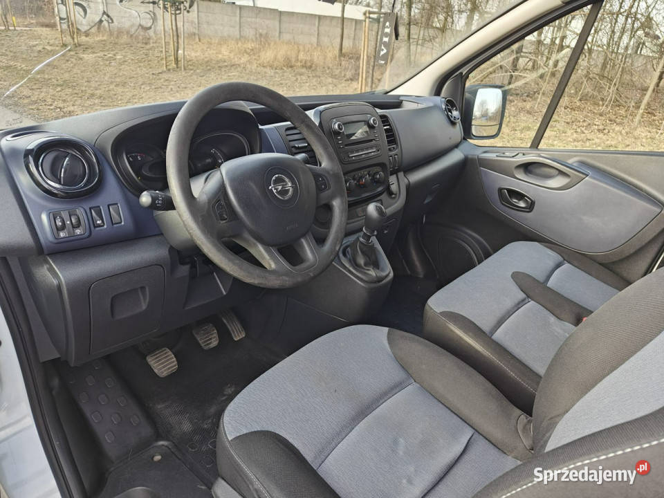 Opel Vivaro 9 osobowy II 20142019 Karczew