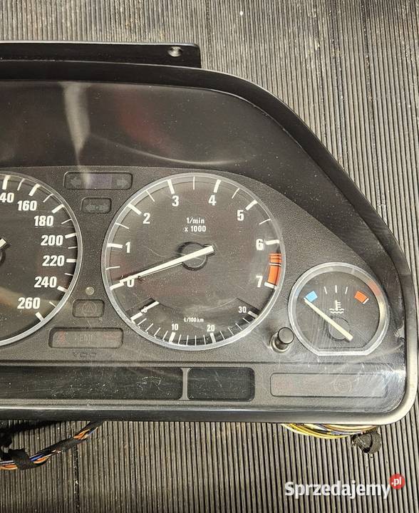 Bmw e34 v8 30 licznik