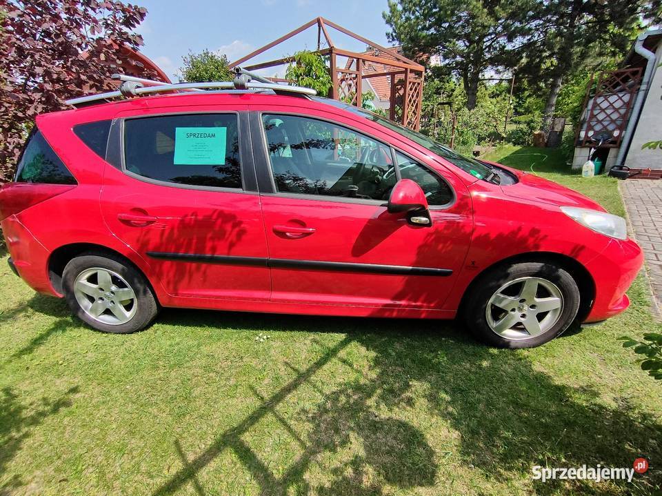 Doinwestowany Peugeot 207 SW klima grzane fotele Rok produkcji 2009 Nowa Sól