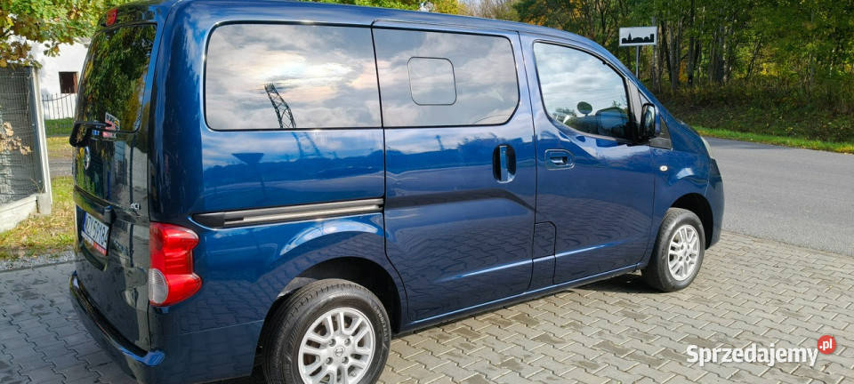 Nissan NV200 Evalia 7osób full 5l100 8kół NV200
