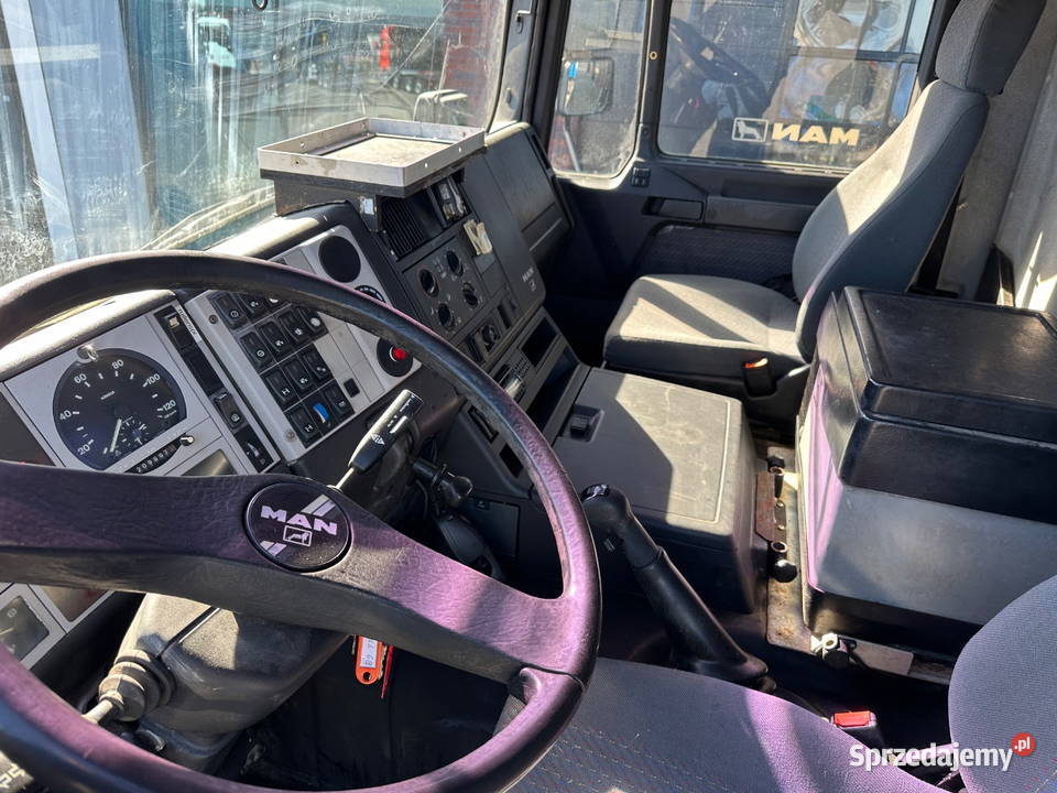 Wywrotka 4x4 z dzwigiem Man Warszawa