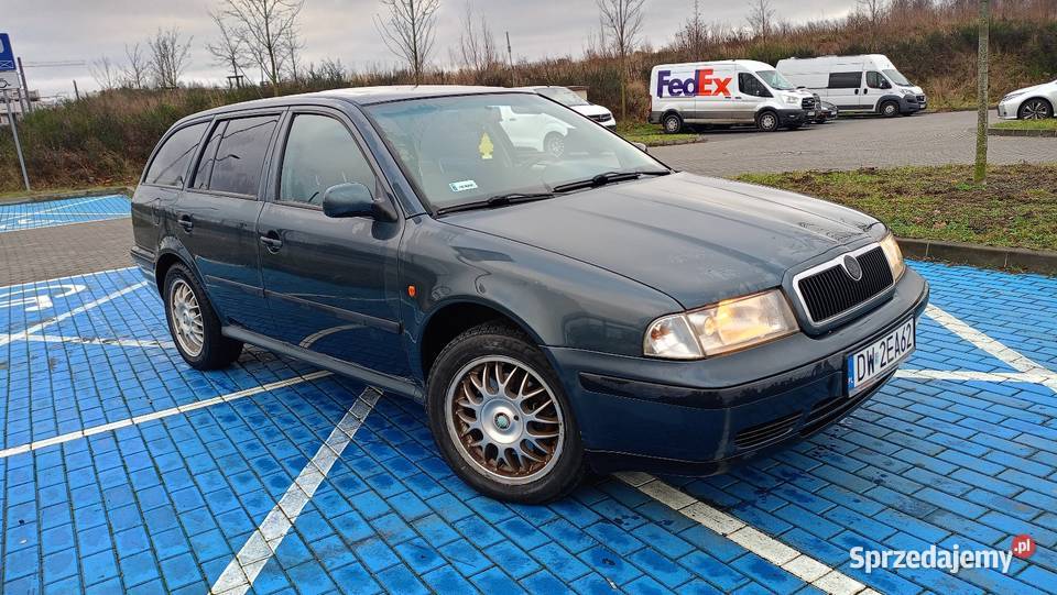 Skoda Octavia kombi 18 Turbo nieuszkodzony
