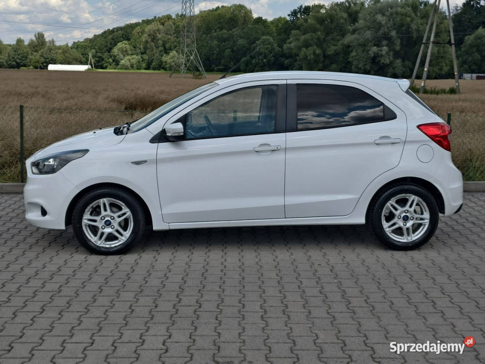 Ford Ka 12 BENZYNKA MAŁY PRZEBIEG KLIMATYZACJA uszkodzony Kęty sprzedam