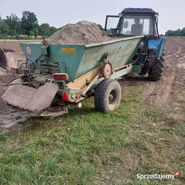 rozsiewacz Wapna RCW 35 TONY ŁANCUCHOWY W Miłakowo sprzedam