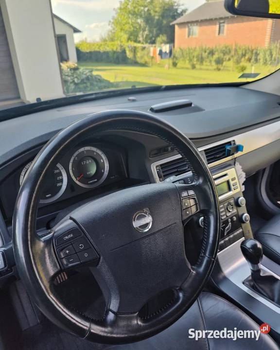 Volvo V70 D5 AWD Kinetic Nałęczów sprzedam
