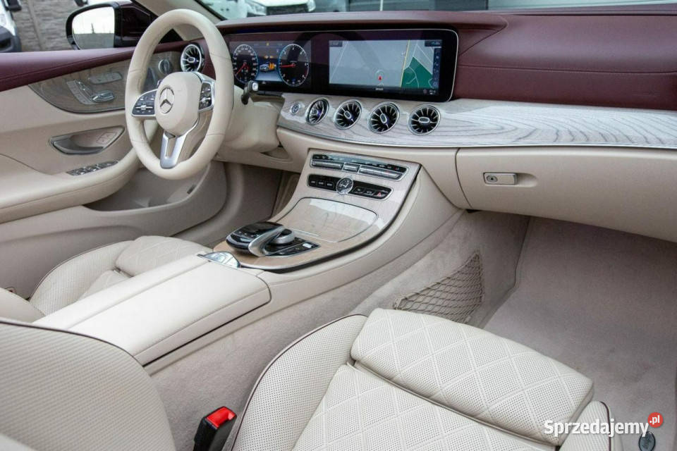 Mercedes E 220 4 MATIC CABRIO W214 2023 bordowy Jarocin