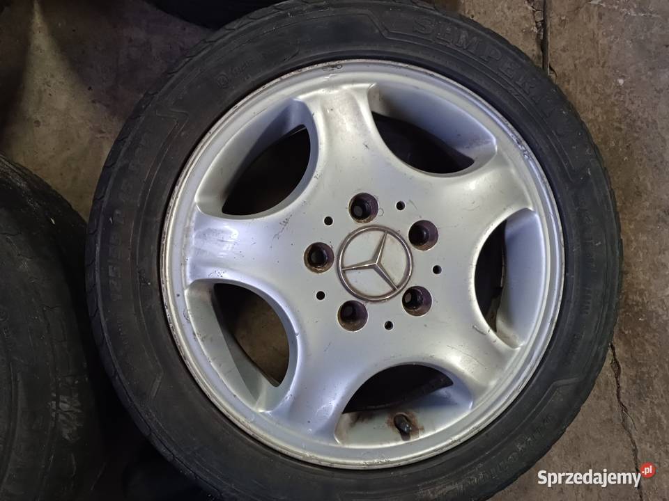 Felgi aluminiowe z oponami letnimi 1855515 Żnin