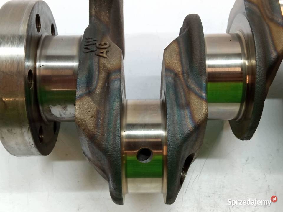 WAŁ KORBOWY 14 16V 04EAF VW Volkswagen Caddy III sprzedam
