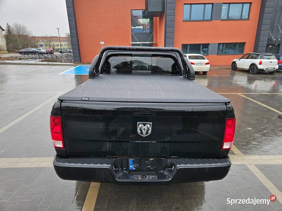 Dodge RAM1500 57Hemi 8bieg 4x2 CREWCAB 2020 7 Samochody osobowe Mojusz