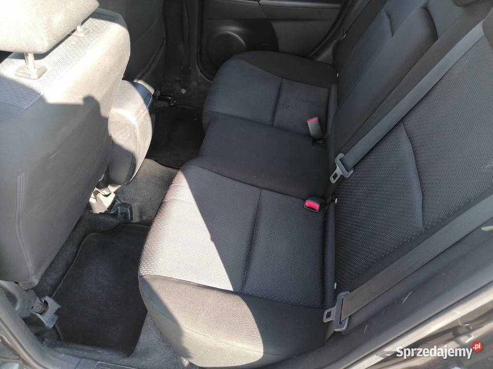 Mazda 3 z 2010r sil 16d czarny met świętokrzyskie Jędrzejów