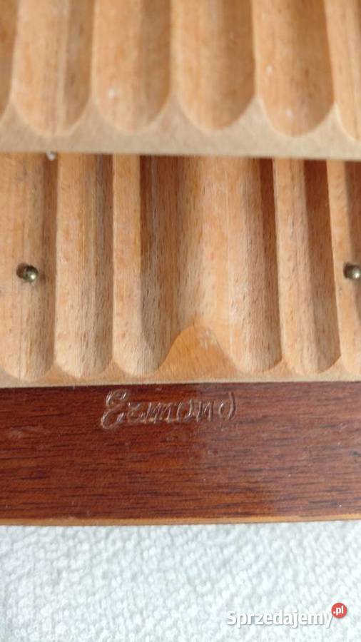 drewniane pudełko kaseta na papierosy