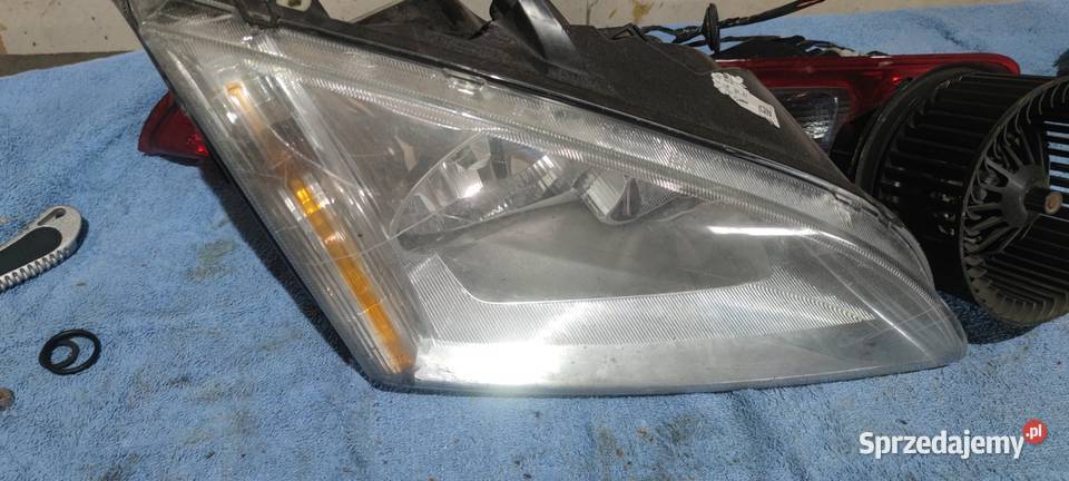 Lampa przednia focus mk2 Osiek