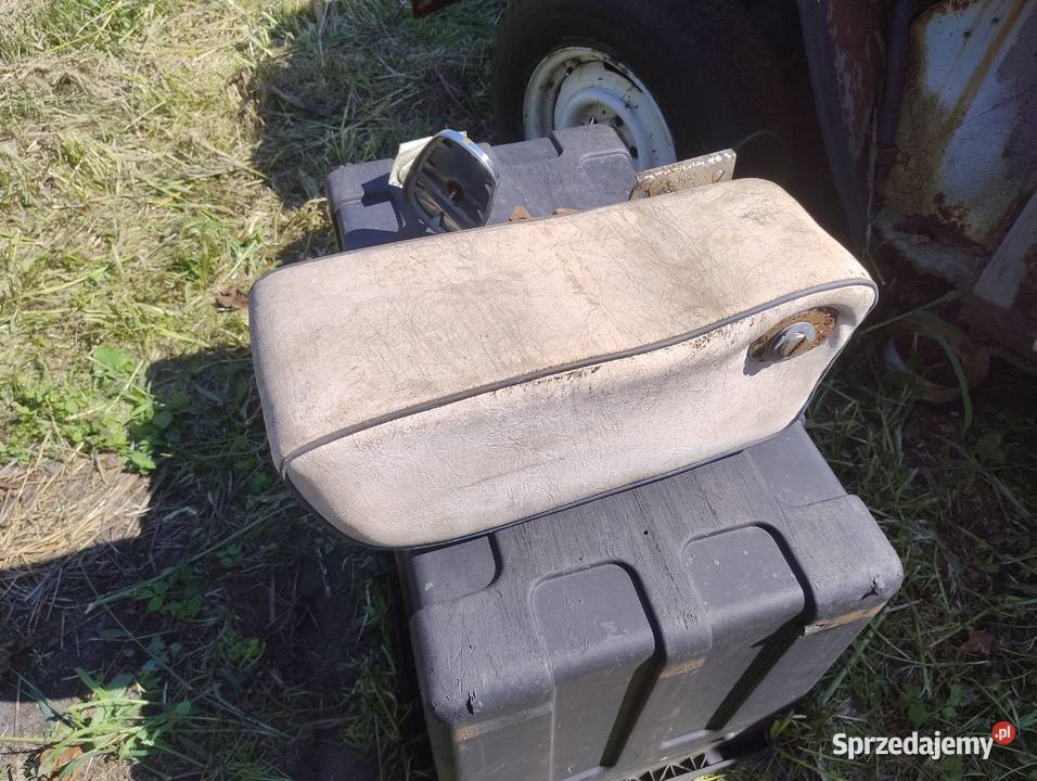 Podłokietnik Mercedes W111 oryginalny duży w108 Bydgoszcz