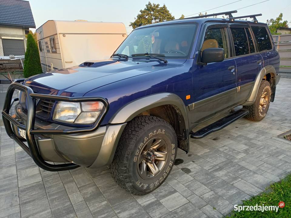 NISSAN PATROL Y61 28 sprowadzony z Hiszpanii niebieski Rzeszów