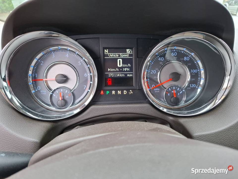 Chrysler Town and Country 2016 przebieg 170 elektrycznie ustawiane fotele Wasilków sprzedam