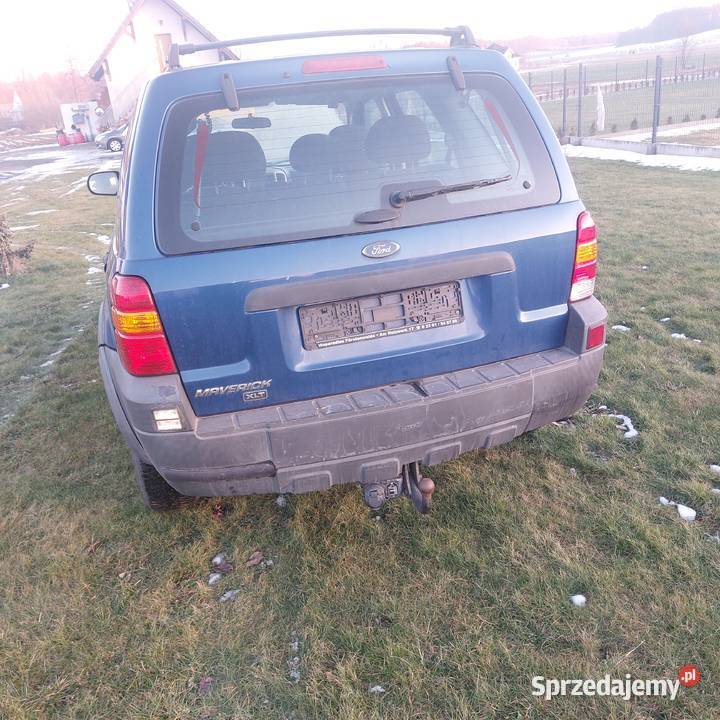 Ford Maverick 44 23 benzyna