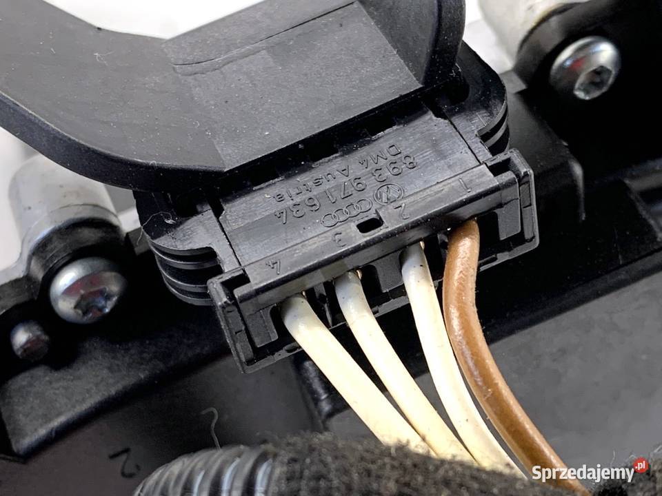 SILNIK WYCIERACZEK TYŁ SKODA YETI 5J7955711B