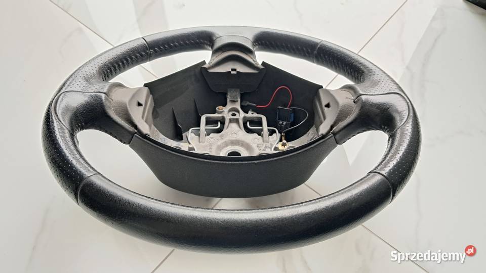 Kierownica peugeot 207 skórzana ładna 206 osobowe