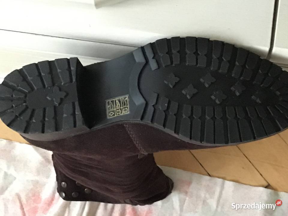 1raz włożoneOrginalne zamszowe Kozaczki z skóra pomorskie Gdańsk sprzedam