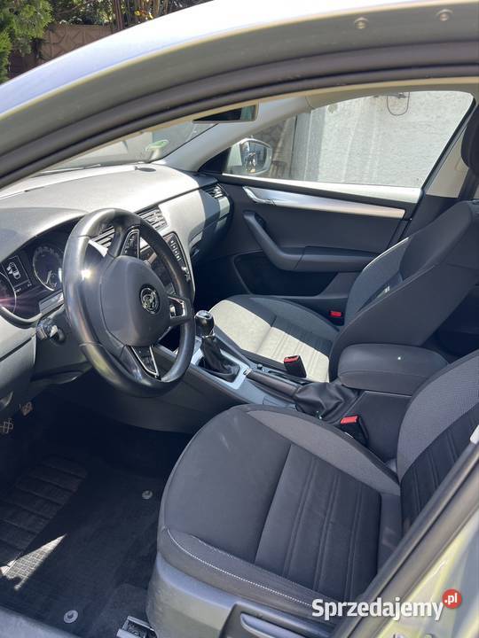 Skoda Octavia 2019 16 TDI 115 manualna Samochody osobowe Bodzentyn