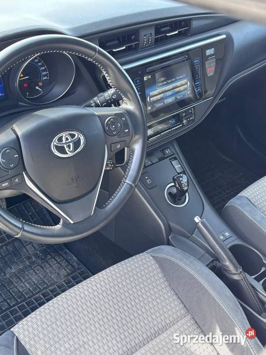 Toyota Auris 2018 Selection 18 Hybrid 4/5 Niemce