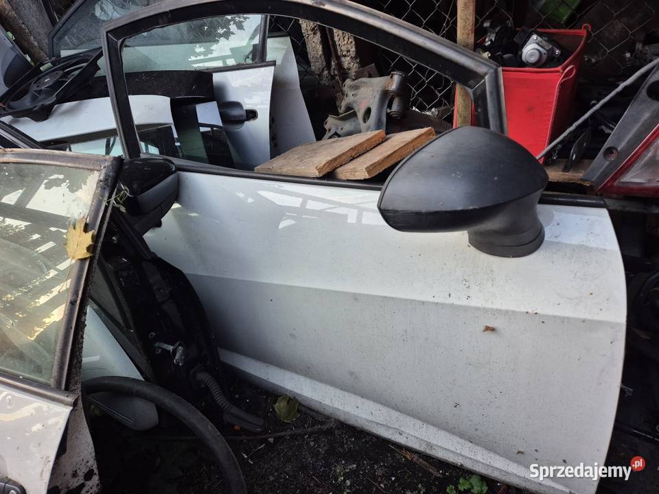 Dzwi klapa tyl seat ibiza 4 czesci osobowe Piekary Śląskie sprzedam