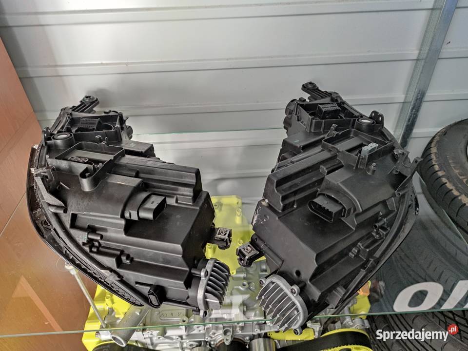 Reflektory Lampy przednie Matrix Led Audi A4S4B9 Lampy przednie Wisła