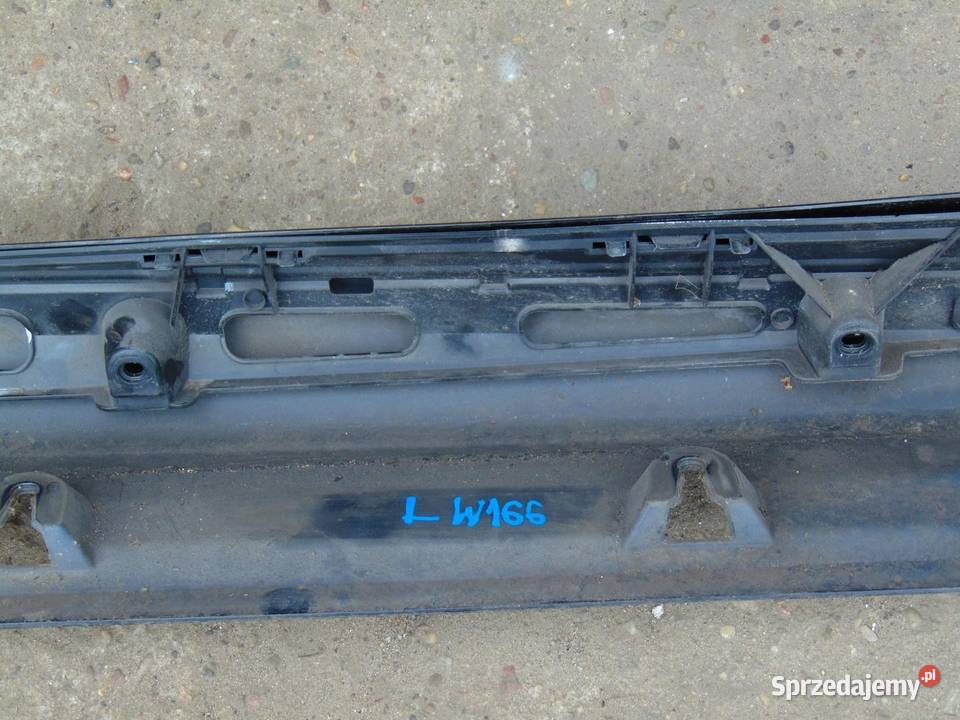 LISTWA NAKŁADKA PROGU LEWA 197 MERCEDES ML W166 osobowe wielkopolskie