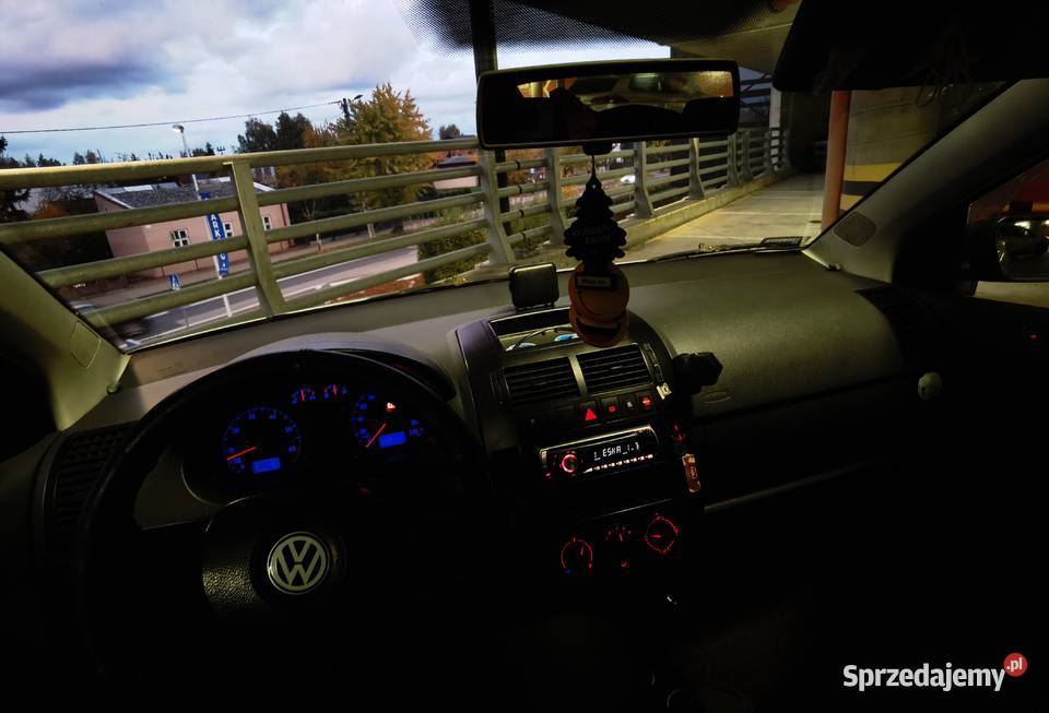 Polo IV Zamiana na Insygnia uszkodzona do