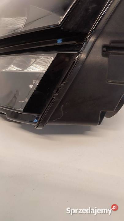 SKODA KAROQ LAMPA LEWY PRZÓD 57C941015A ANGLIK osobowe Lampy przednie