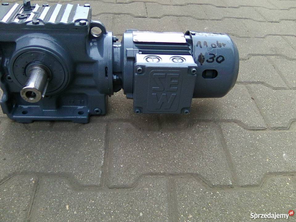 Motoreduktor 025 kW 11 obr 3faz Leszno