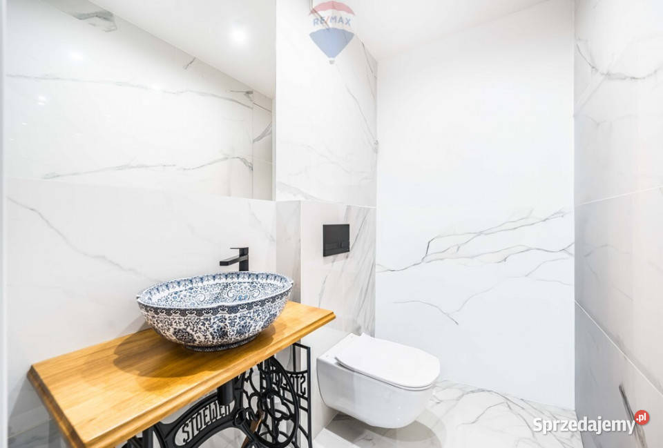 Trzypokojowe Malta balkon 2 miejsca w hali Poznań