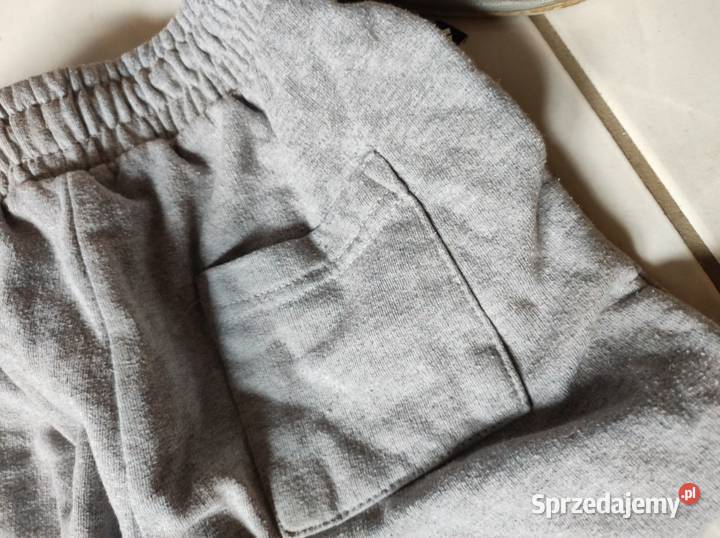 spodnie spodenki chłopca bawełniane sportowe świętokrzyskie Kielce