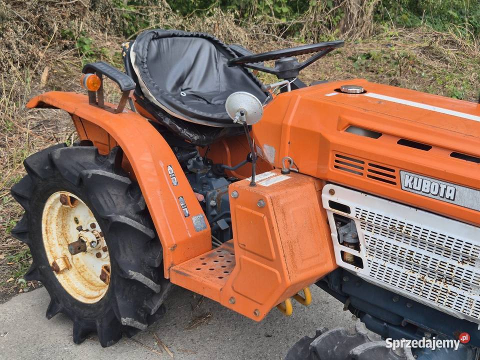 Traktorek traktor KUBOTA B1400D 14 44 Małuszyn