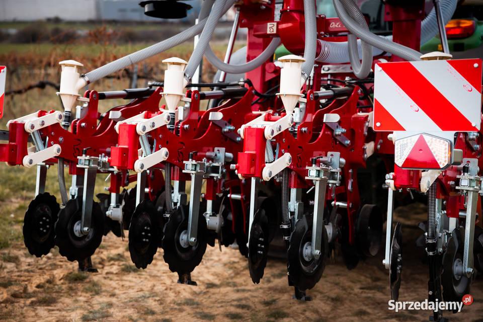 Pneusej OPTISTRIP kultywator STRIPTILL do uprawy Nowy Targ