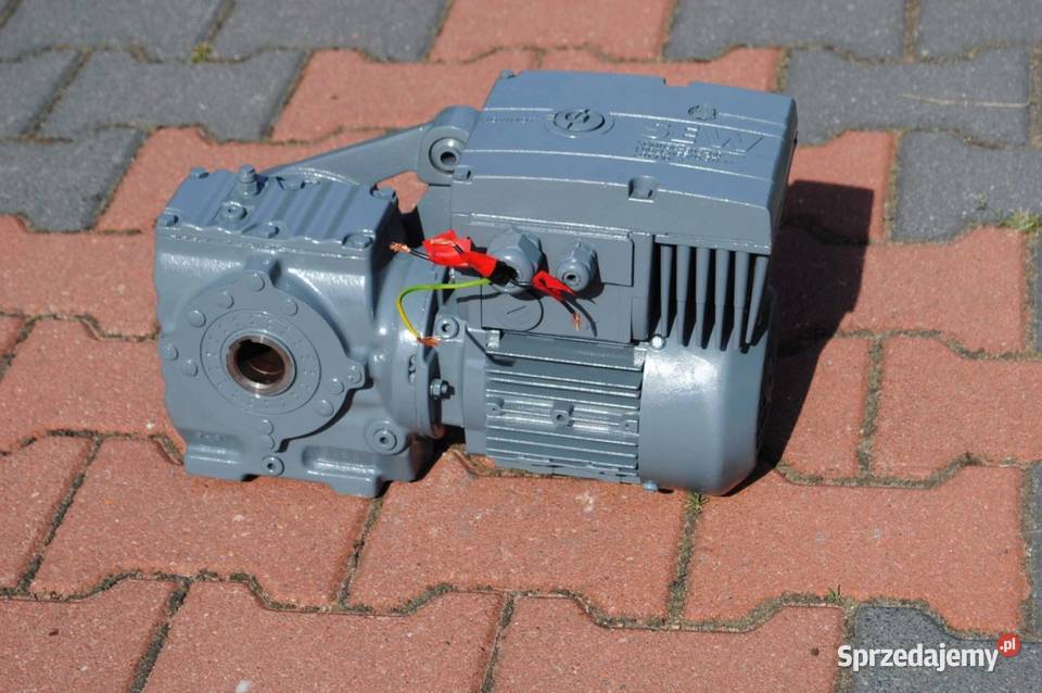 Motoreduktor kątowy 0075037kw 9748ob FALOWNIK lubuskie Kargowa