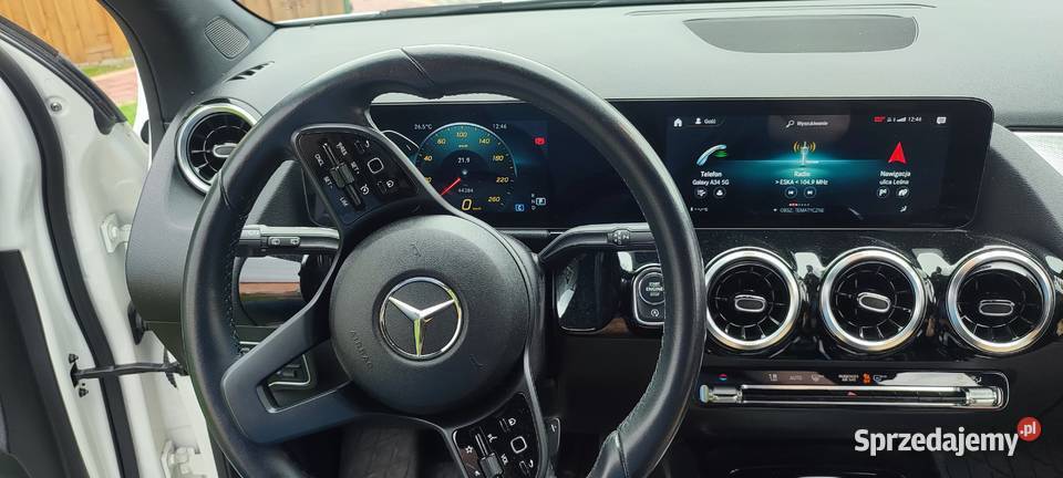 Mercedes Benz GLA 200 niski przebieg piękny Rudnik nad Sanem sprzedam