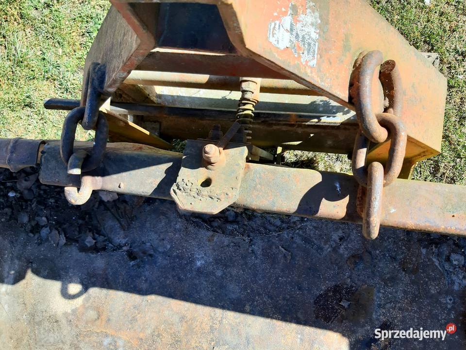 Paczka skrzynia transportową do traktora Czarna Góra