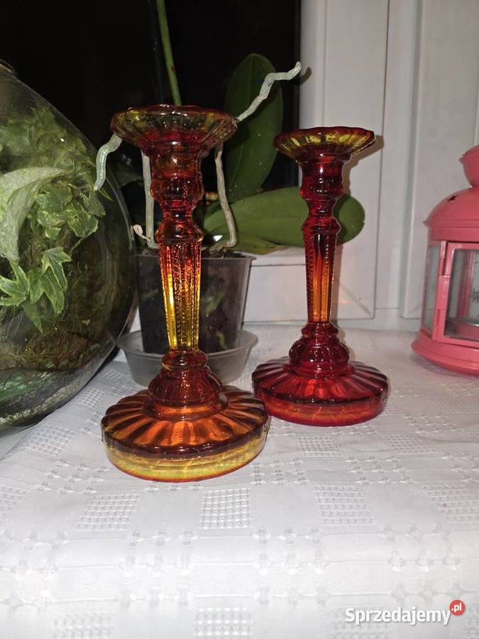 Dwa świeczniki z Ząbkowic Porcelana i szkło