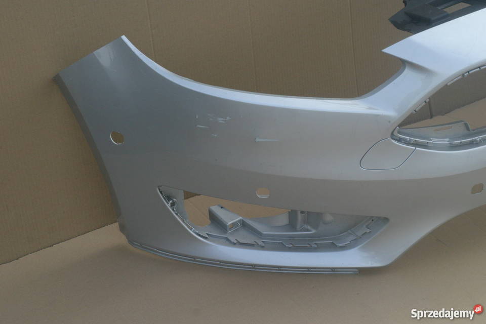 FORD FOCUS MK3 LIFT FL ZDERZAK PRZÓD 2010 Bieleń