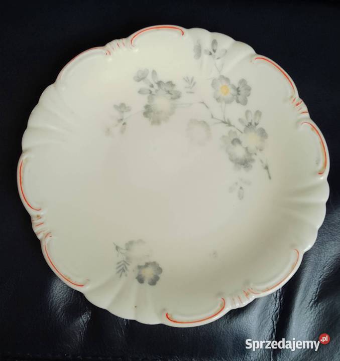 Talerzyk deserowy Ćmielów fason 550 sprzedam