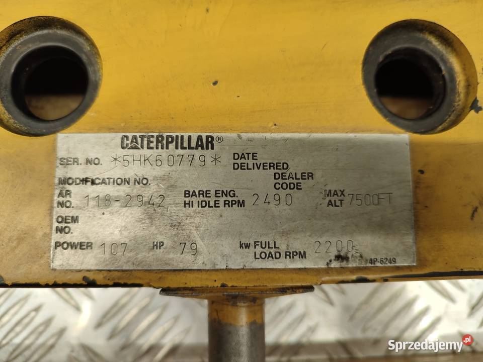Pokrywa zaworów CAT 3054 416B TH63 TH62 4cyl Wilkowo